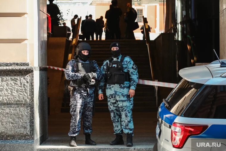 В результате перестрелки было задержано около 28 человек, сообщили в правоохранительных органах. Фото: Роман Наумов © URA.RU