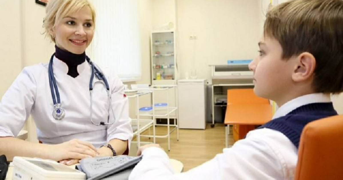 Медицинское обследование школников