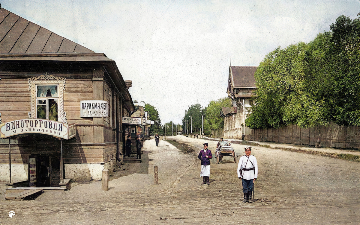 Вокзальная улица в г. Луга