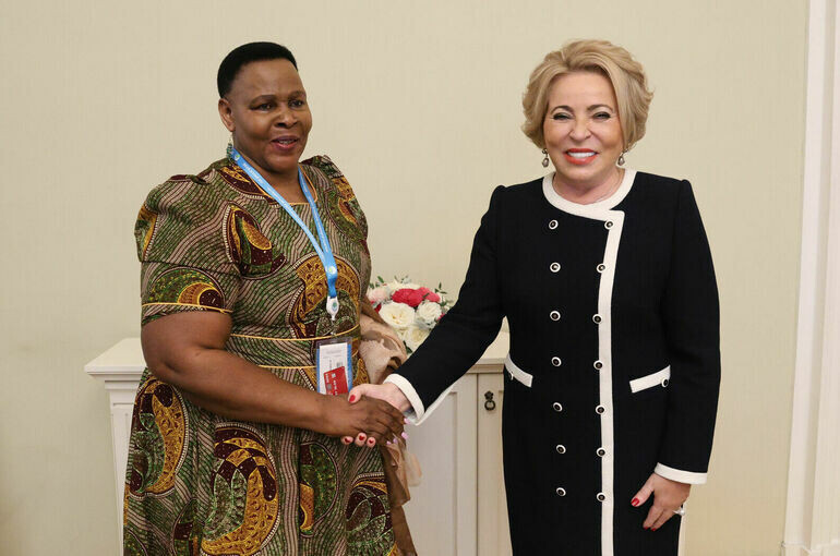   пресс-служба Совета Федерации