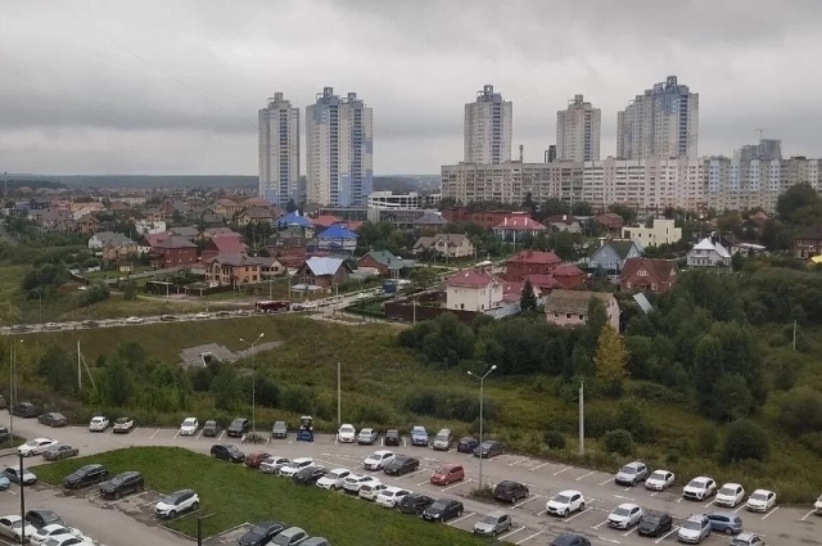    Выехать из микрорайона, где находится ЖК «Погода», всё время сложно.