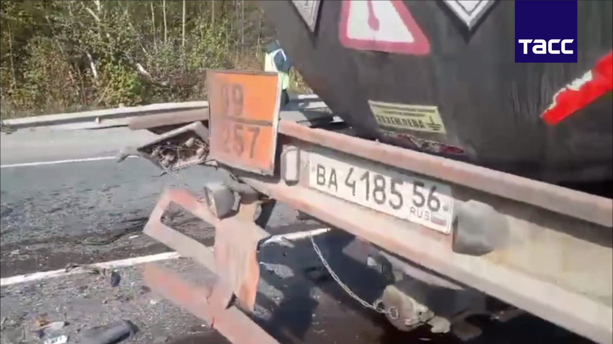    Фура из Оренбуржья попала в массовое ДТП в Челябинской области Белов Михаил Александрович