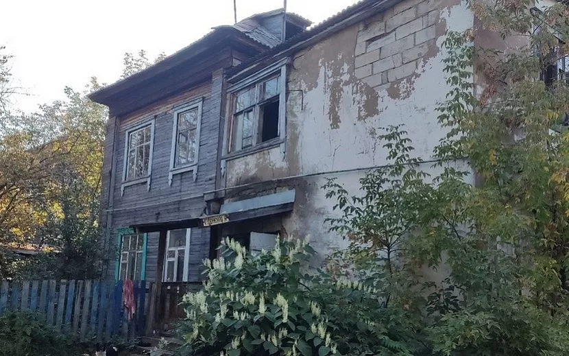 Жители Ижевска требуют ремонта аварийного дома по ул. 1-й Донской