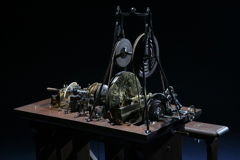 Токарно-копировальный станок А.К. Нартова. Из открытого источника