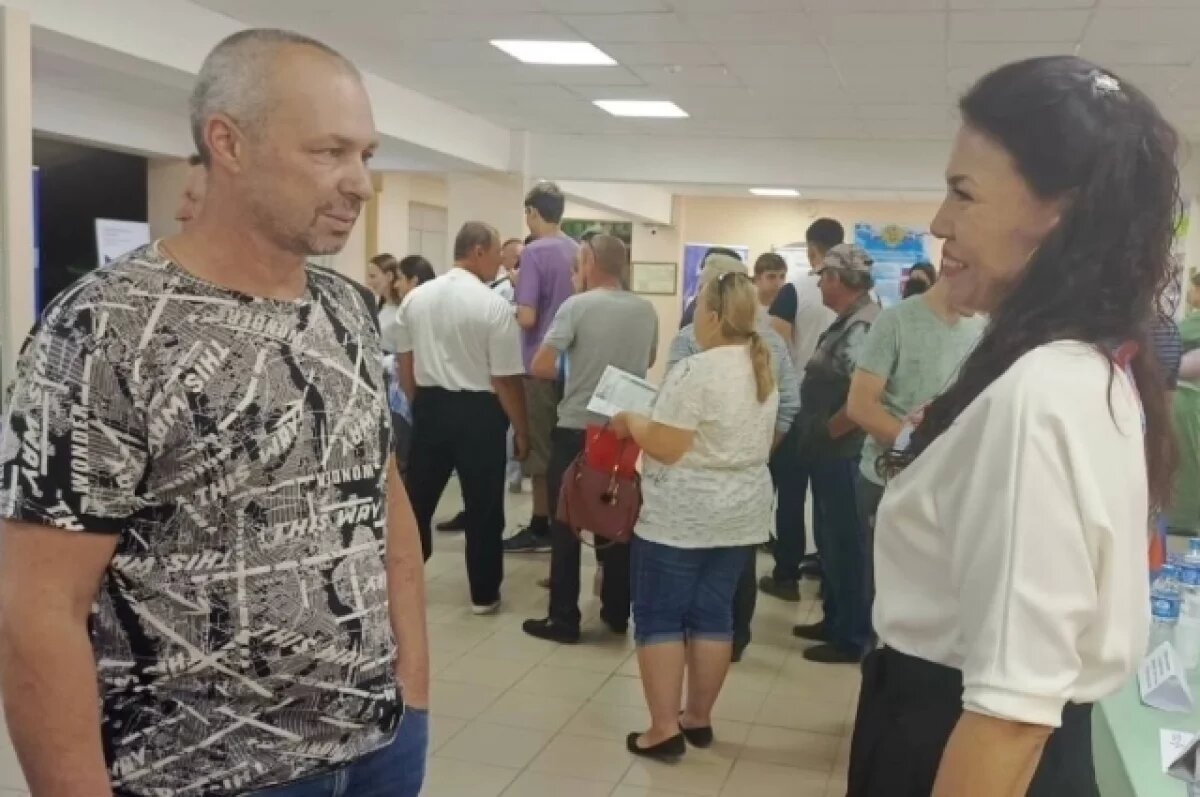    Для жителей Ершовского района провели ярмарку вакансий