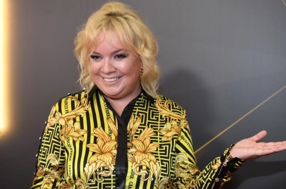    Алена Блин.