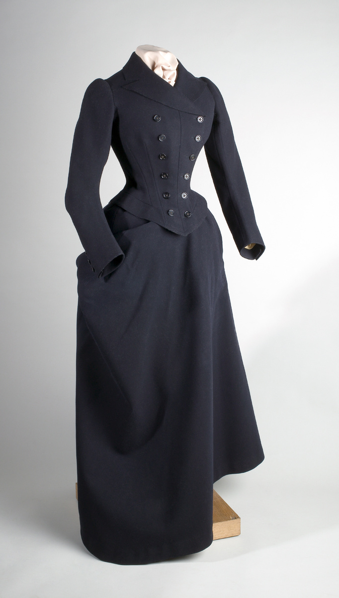 Костюм-амазонка для верховой езды принцессы Алисы Гессенской (будущей императрицы Александры Федоровны), Англия, Лондон, 1893-1894 гг., Государственный Эрмитаж