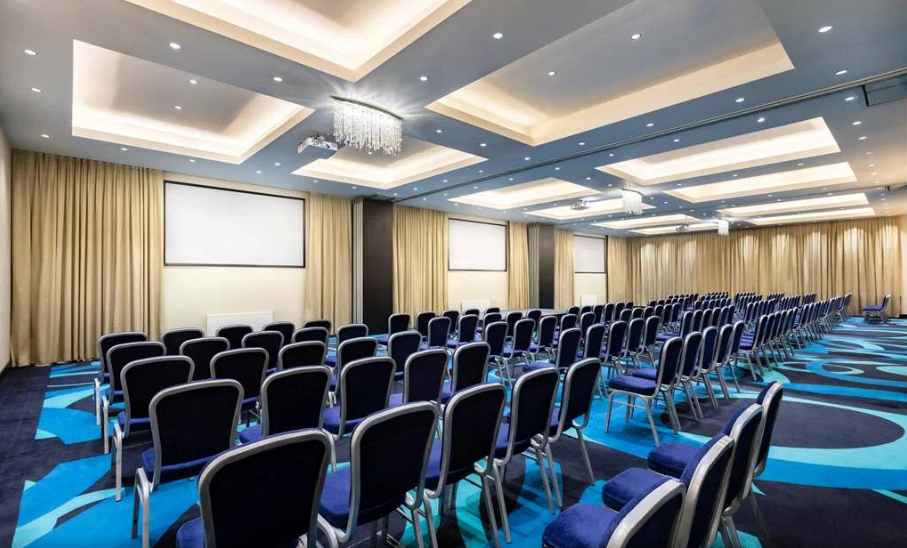 www.planevent.ru +7 (499) 957-85-37