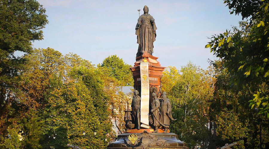    Памятник Екатерине II в Краснодаре Фото Алены Живцовой, Юга.ру