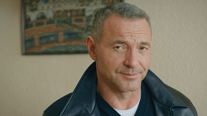 Максим Дрозд в сериале "Анна Медиум", 2022-2023 г.