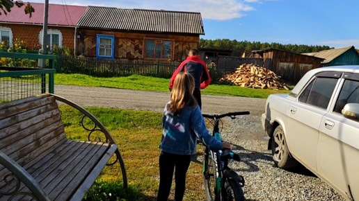 А у Нас Бабье Лето 😎 Везде Паутина, и Божьи Коровки 🐞 Выгнала Детей На улицу 😁 19.08.24