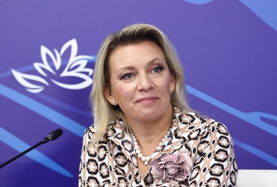    Мария Захарова