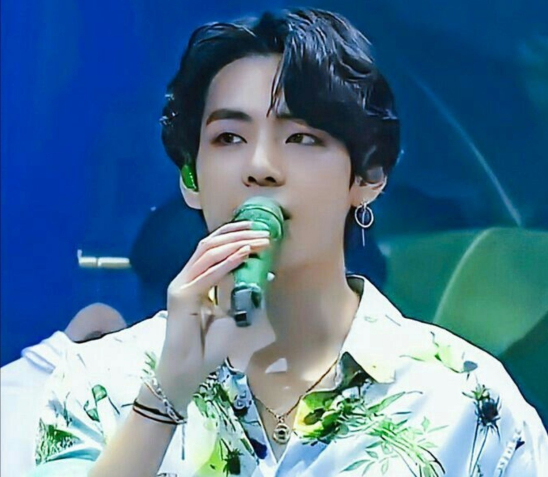 Ещё красивее! Помним правило Ким Тэхёна! Может. 