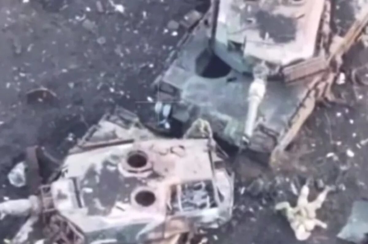    Опубликованы кадры уничтожения шведского танка Leopard в Курской области