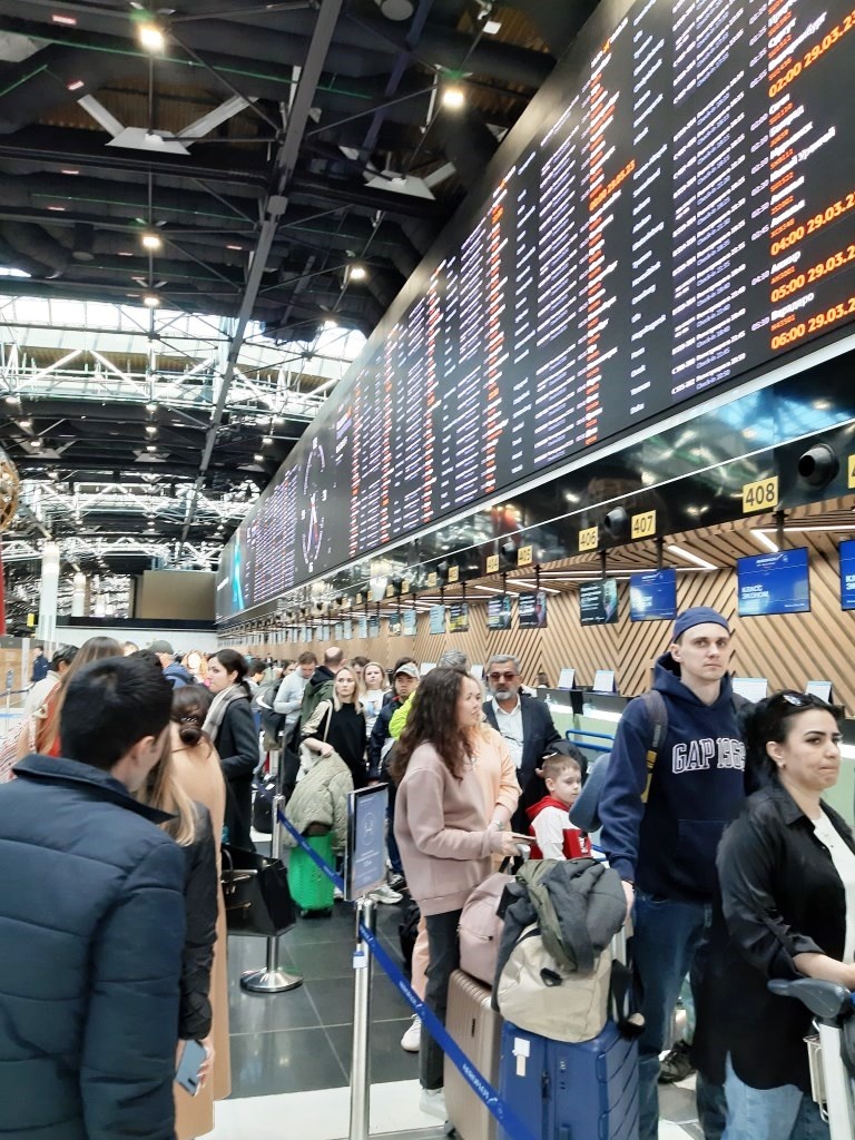 На регистрации. Фото автора