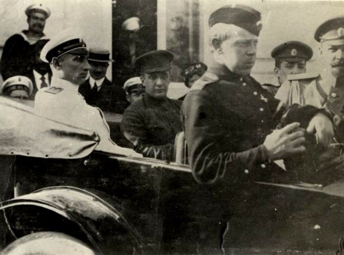 Адмирал Колчак А.В. и КеренскийА.Ф. 1917 года