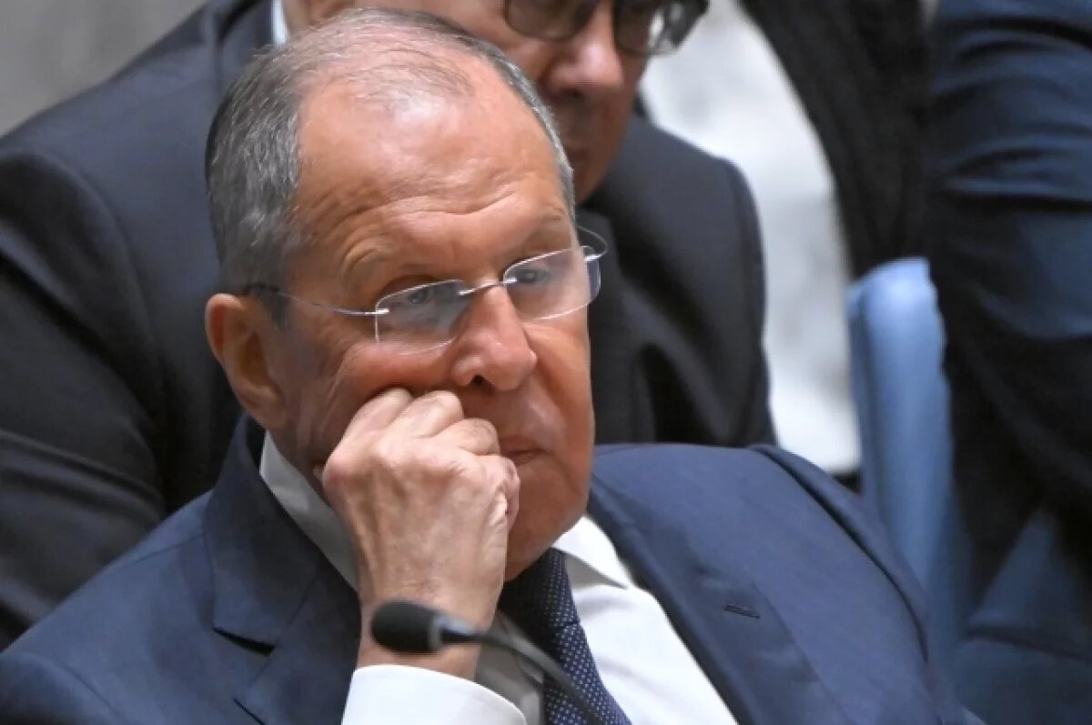    Лавров заявил о готовности к военному ответу РФ на учения НАТО в Арктике