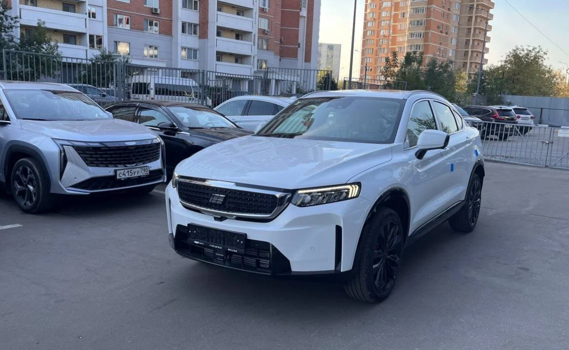 Первые кроссоверы Knewstar 001 уже завезены на склады дилеров 