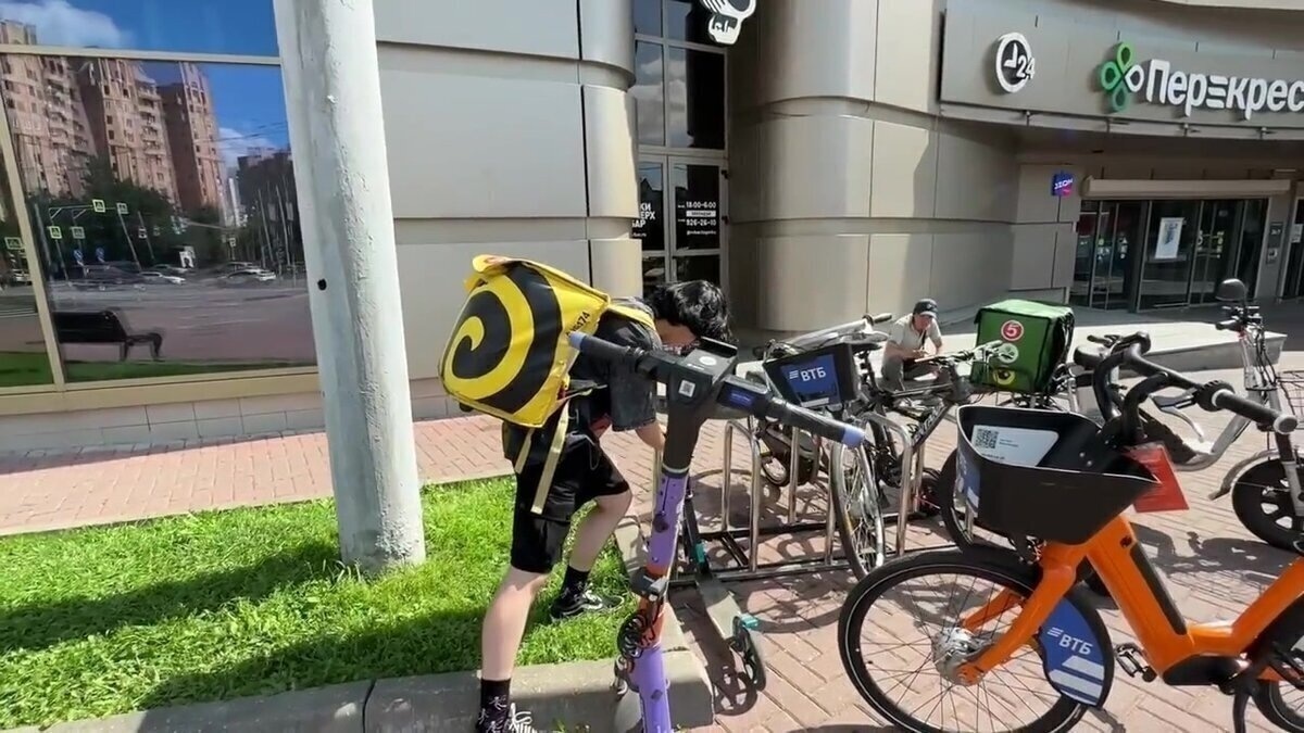 Работа курьером Яндекс Еды в Сургуте