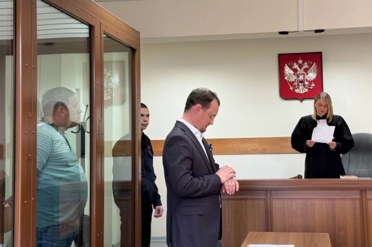    Главу свердловского города, подозреваемого во взятке, отправили в СИЗО