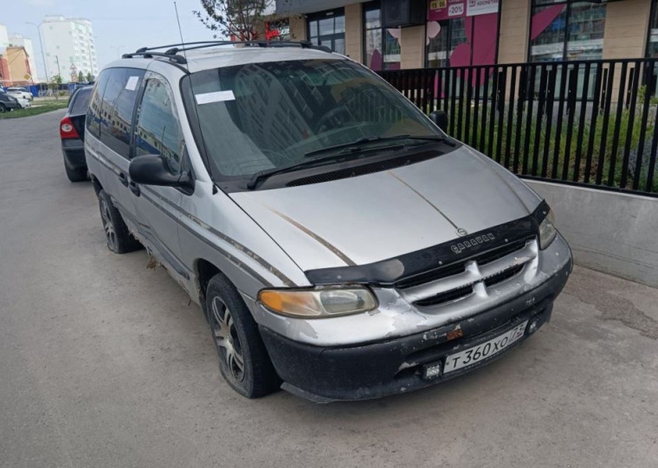    В Засвияжском районе Ульяновска нашли брошенный автомобиль. Фото администрация Ульяновска