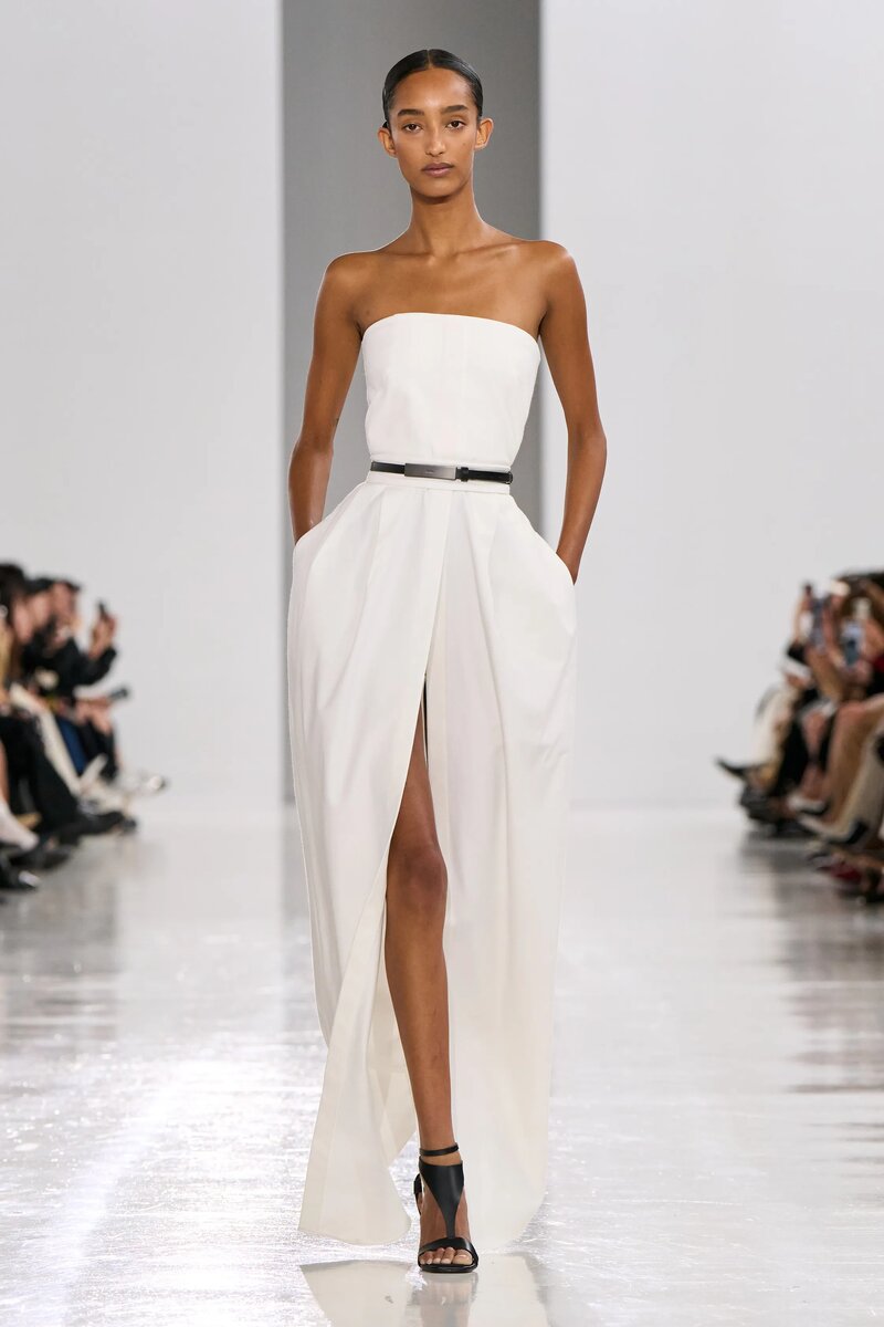 Max Mara Spring 2025