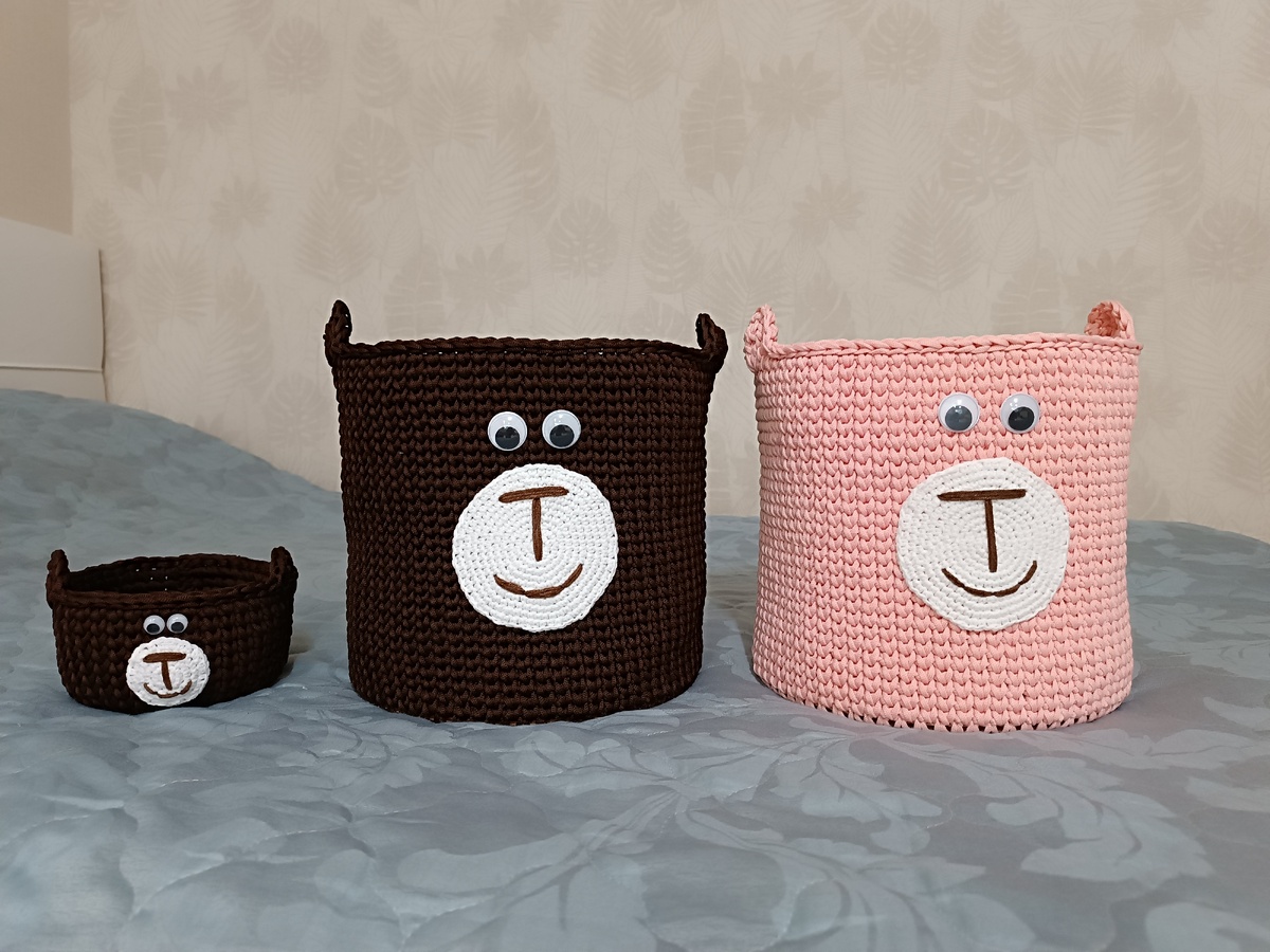 Вот такая семейка корзинок-медведей у меня получилась