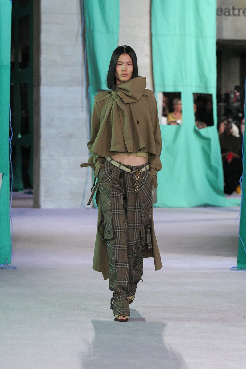 Burberry Spring 2025