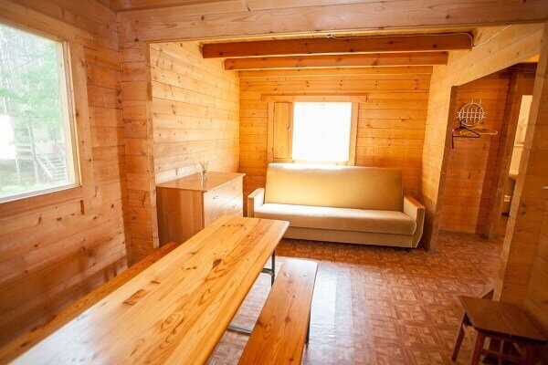 Отделка комнаты вагонкой. Источник: dzen.ru/a/YrCkh0ZmzG2vKiLx