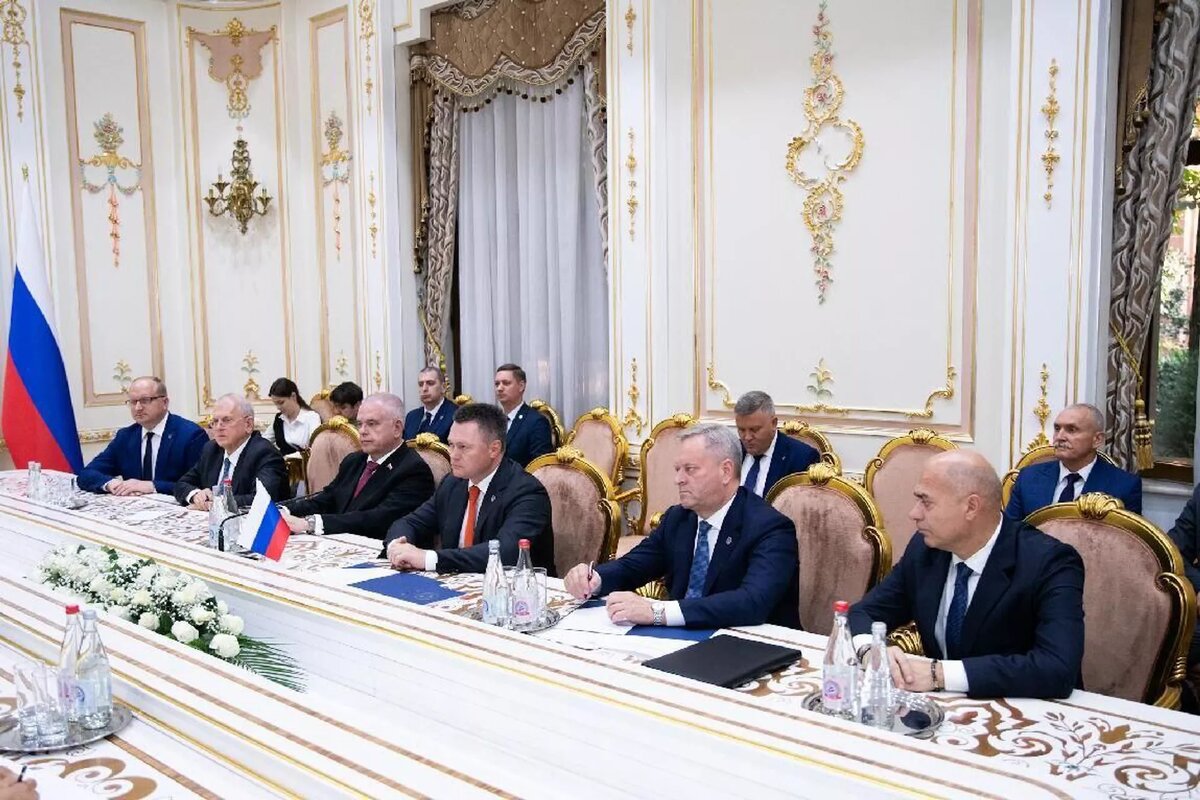 © Photo : Посольство России в Казахстане