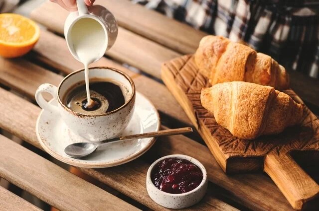    Как приготовить капучино и латте без кофемашины?