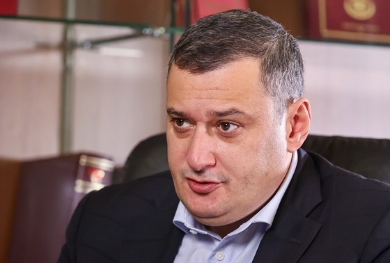    Александр Хинштейн