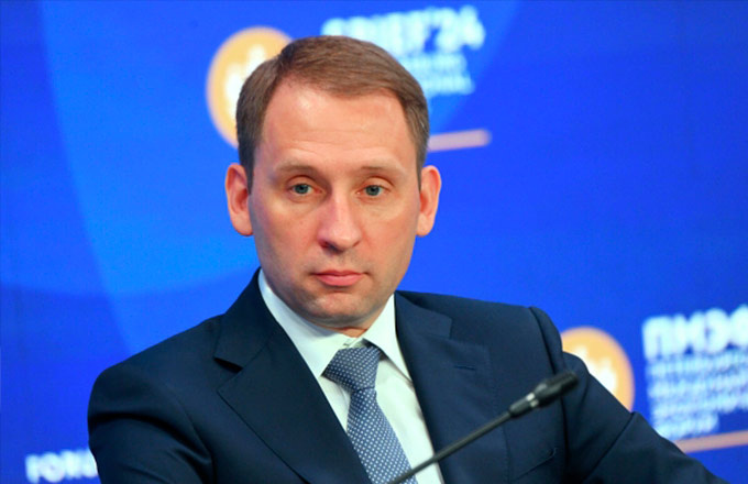 Александр Козлов не первый раз выступает с похожими идеями. В начале года он предлагал создать аналогичную ОПЕК площадку по твёрдым полезным ископаемым для координации деятельности по их освоению. В неё, по мнению министра, могли бы войти Россия, Саудовская Аравия, Иран, Ирак, Кувейт, Оман, Катар, Сирия, ОАЭ, Йемен и Бахрейн, на долю которых приходится свыше половины мировых запасов нефти и газа, а также 53% мировых поставок нефти и 26% газа