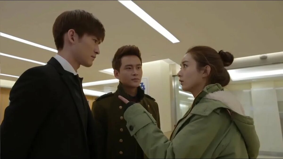 Шань Шань всегда готова прийти на помощь. Нужна ее кровь? Да не вопрос. Кстати, она не знает, что перед ней стоит президент компании.