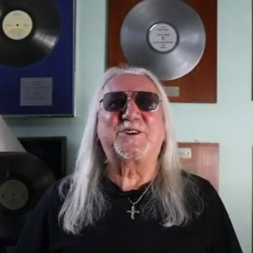     Uriah Heep едут в прощальный тур