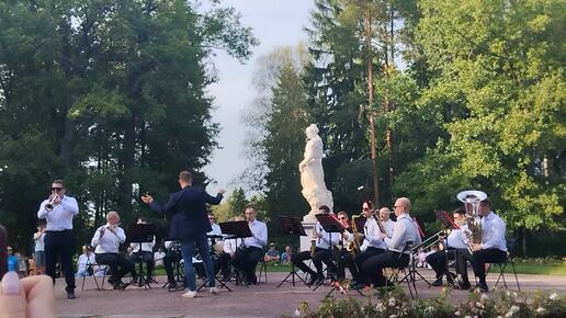 Summertime - знаменитая ария, написанная Джорджем Гершвином (он же - Яков Гершвин), колыбельная из оперы 