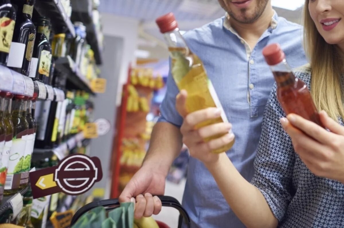    На бутылках с алкоголем обязательно должна быть акцизная марка определённого размера.