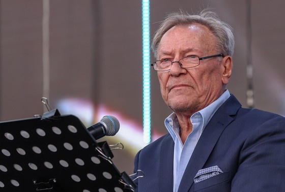     Сергей Шакуров