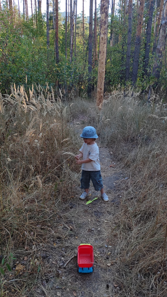 Это мы уже отчаливаем домой. 