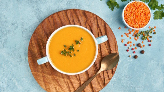    30 минут на кухне: суп с красной чечевицей Богдан Герцен