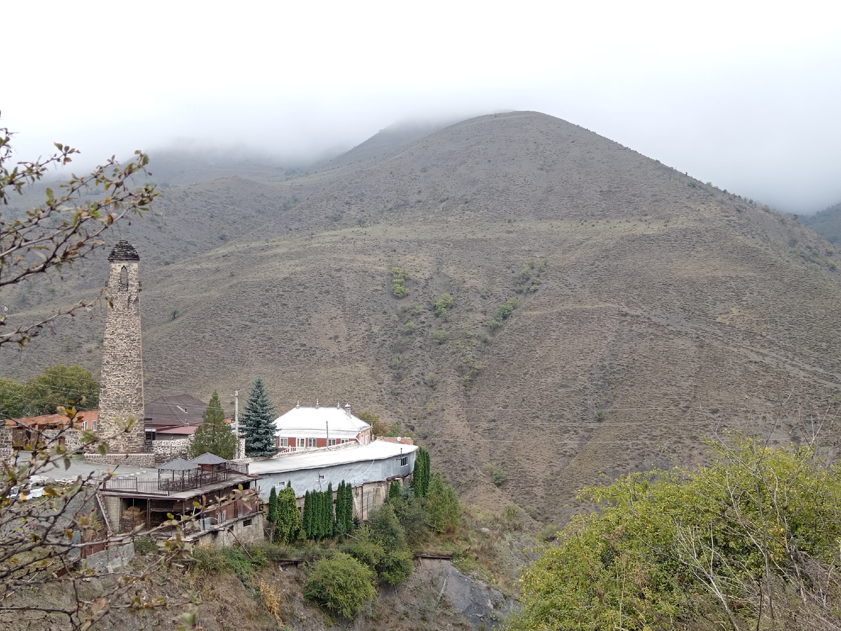 Посёлок Джейрах. Башня Цуровых. Фото автора от 21.01.2024 