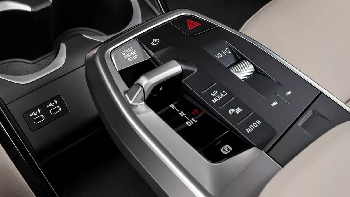 В США владельцы кроссоверов BMW X1 недовольны работой трансмиссии, запаздывания которой, создают реальную опасность аварии. 