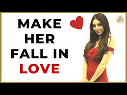 заставить ее влюбиться