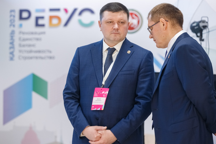    Алексей Фролов (слева).   
Фото: «БИЗНЕС Online»