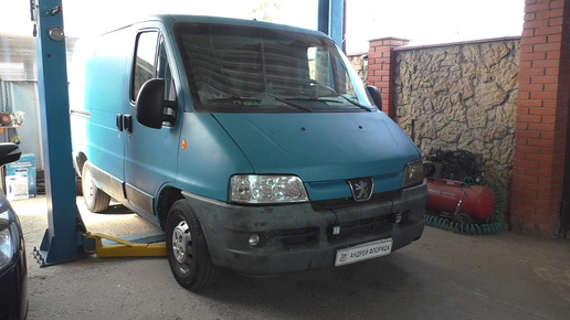 Замена задних барабанных колодок на Peugeot Boxer 2 2,2 дизель Пежо Боксер 2 2002 года