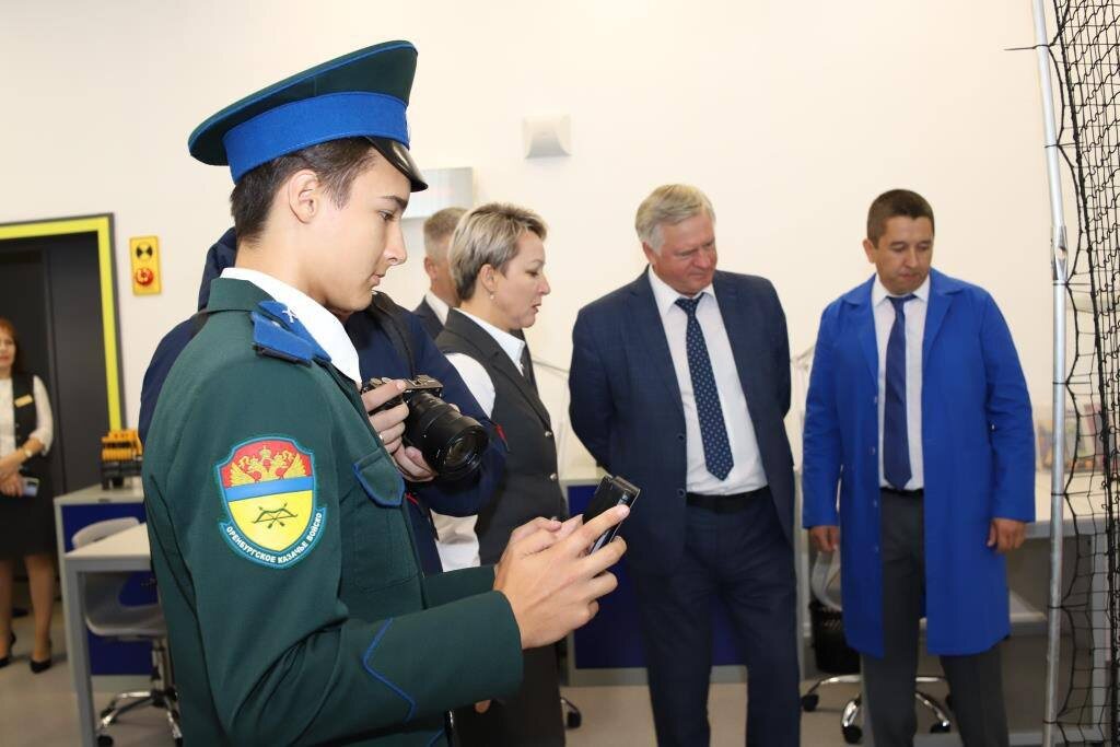     В Подгороднепокровской школе презентовали класс беспилотников «О»
📷    В Подгороднепокровской школе презентовали класс беспилотников «О»
📷    В Подгороднепокровской школе презентовали класс беспилотников «О»
📷    В Подгороднепокровской школе презентовали класс беспилотников «О»
