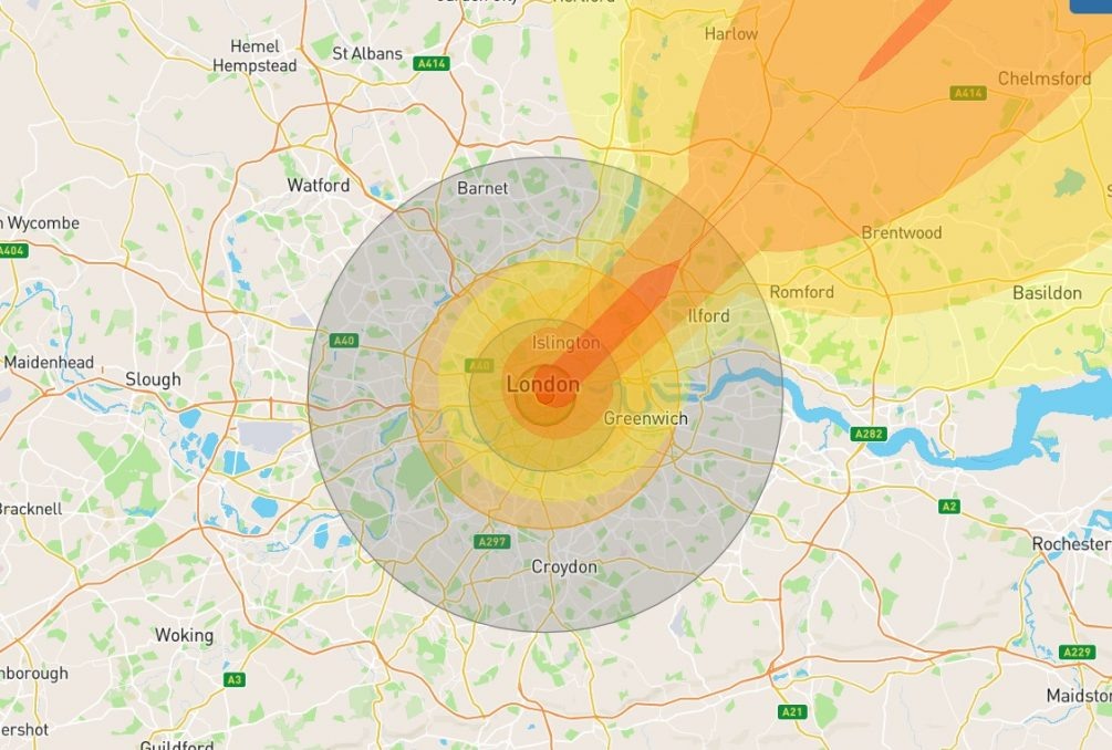    Сначала люди погибнут непосредственно от взрыва, но потом число смертей будет расти из-за последствий радиации.