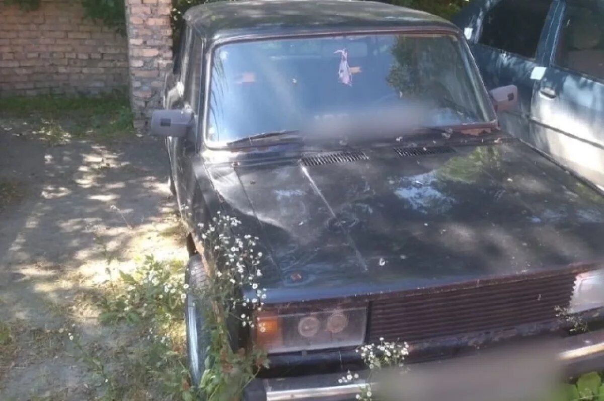    В Пензе осудили молодого человека и подростка за угон LADA 210540