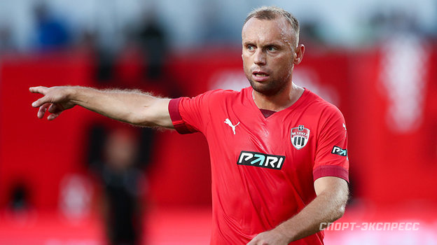    Денис Глушаков (ХК «Химки»).Дарья Исаева