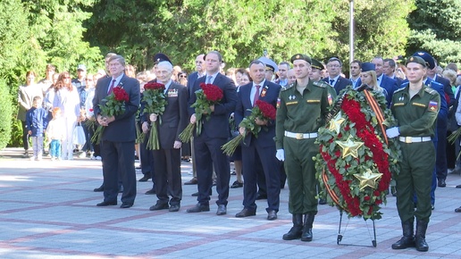 У Вечного огня прошла памятная церемония